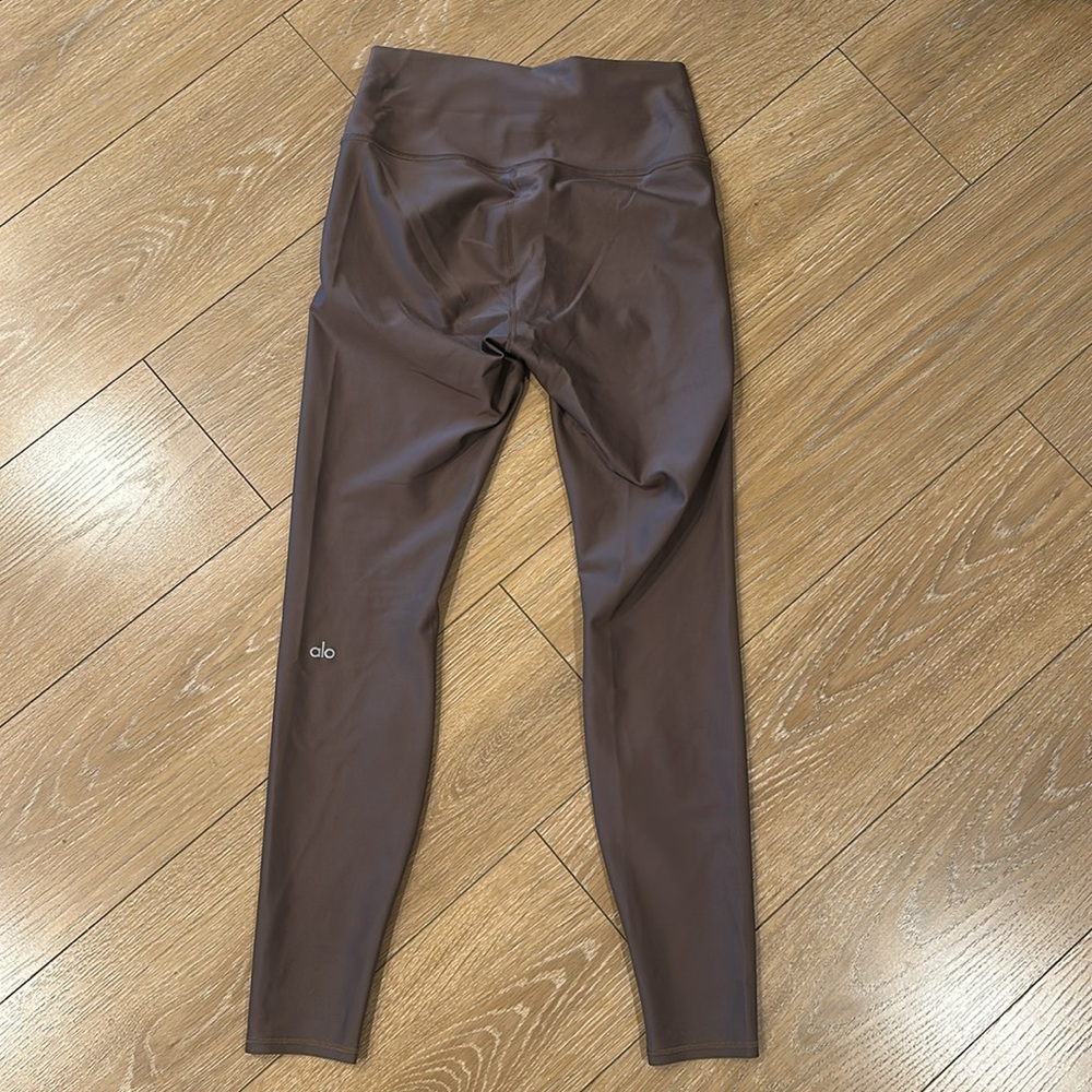 Alo High Waist Airlift Leggings Full Length (28”) - Picture 6 of 8